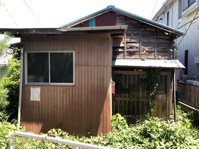 木造平屋建て解体工事(神奈川県横浜市西区境之谷)　工事中の様子です。